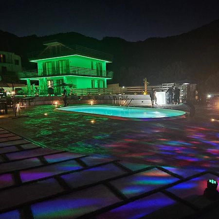 Appartamento Emma Con Piscina - Vista Mare"Tenuta Croce" 萨莱诺 外观 照片